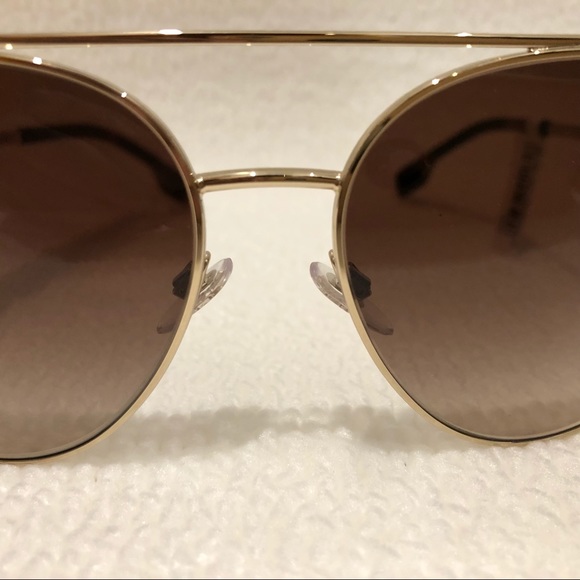 BURBERRY AVIATOR SUNGLASSES || 59MM - Picture 6 of 14